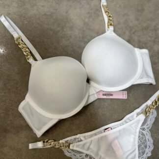 2 PIECES VICTORIA'S SEICRET